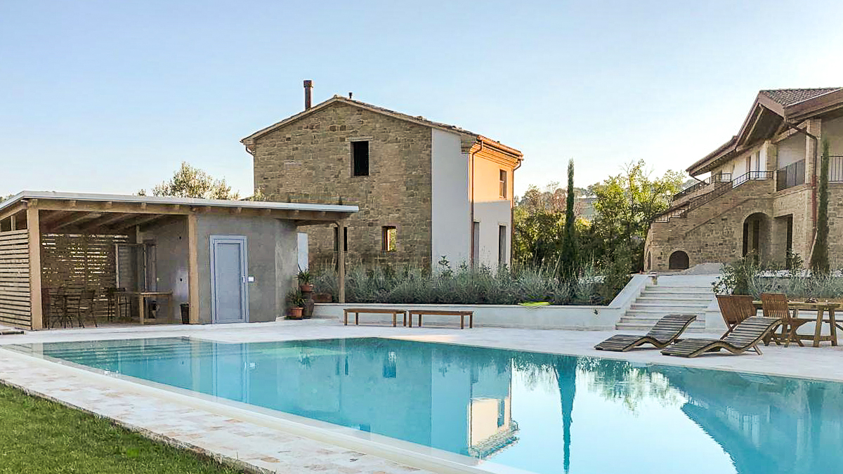 Tenuta Cristina is an exquisite and luxury agritourism estate with swimming pool for sale - 4