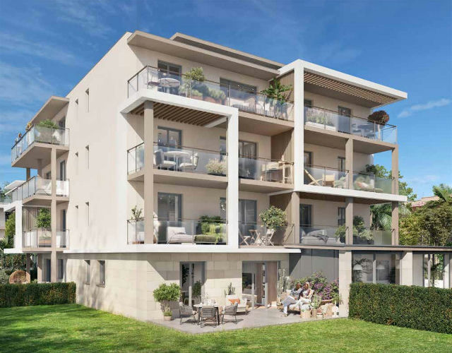 Near Cannes-Golfe Juan-50m to the beach - 2