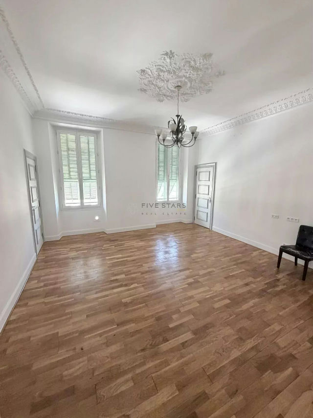 Nice City Centre – Avenue Jean Médecin Rare Opportunity – Prime Commercial/Professional Property - 2