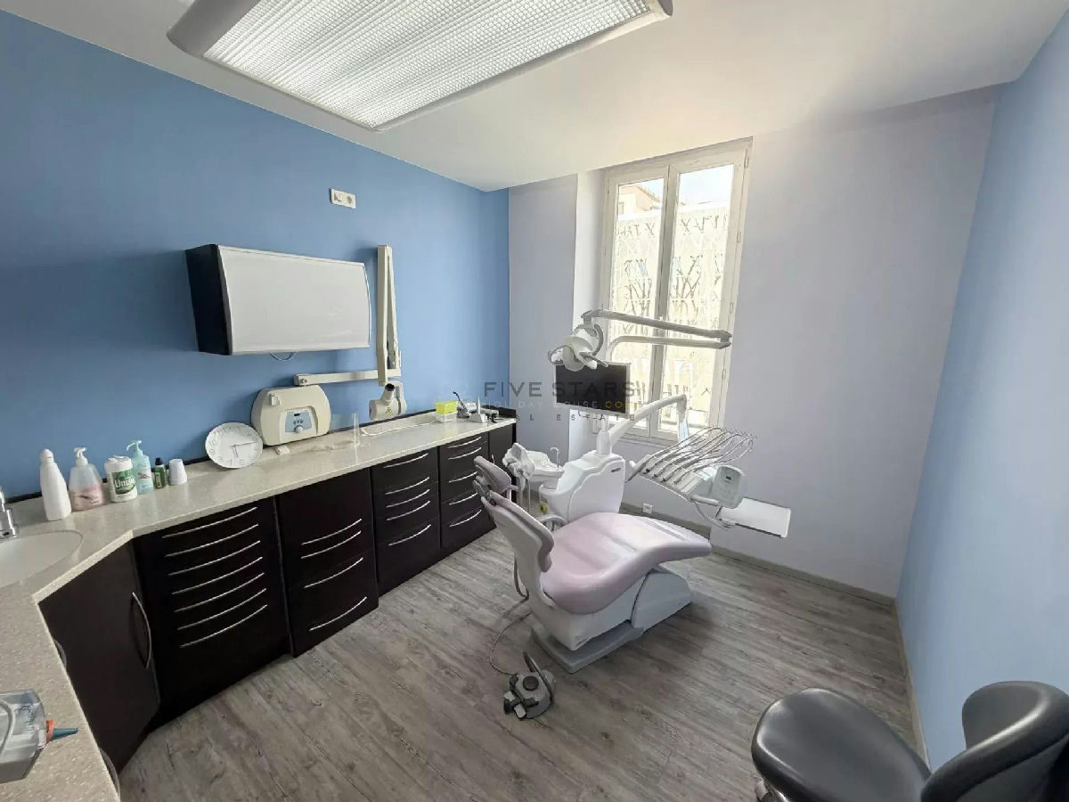 Nice City Centre – Avenue Jean Médecin Rare Opportunity – Prime Commercial/Professional Property - 29