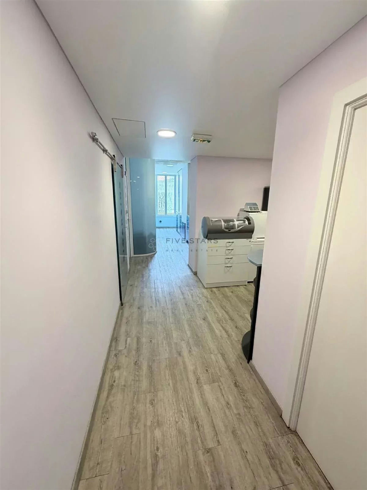 Nice City Centre – Avenue Jean Médecin Rare Opportunity – Prime Commercial/Professional Property - 4