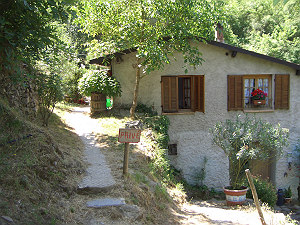 Nice former mill 16 km from the sea, nearby small village