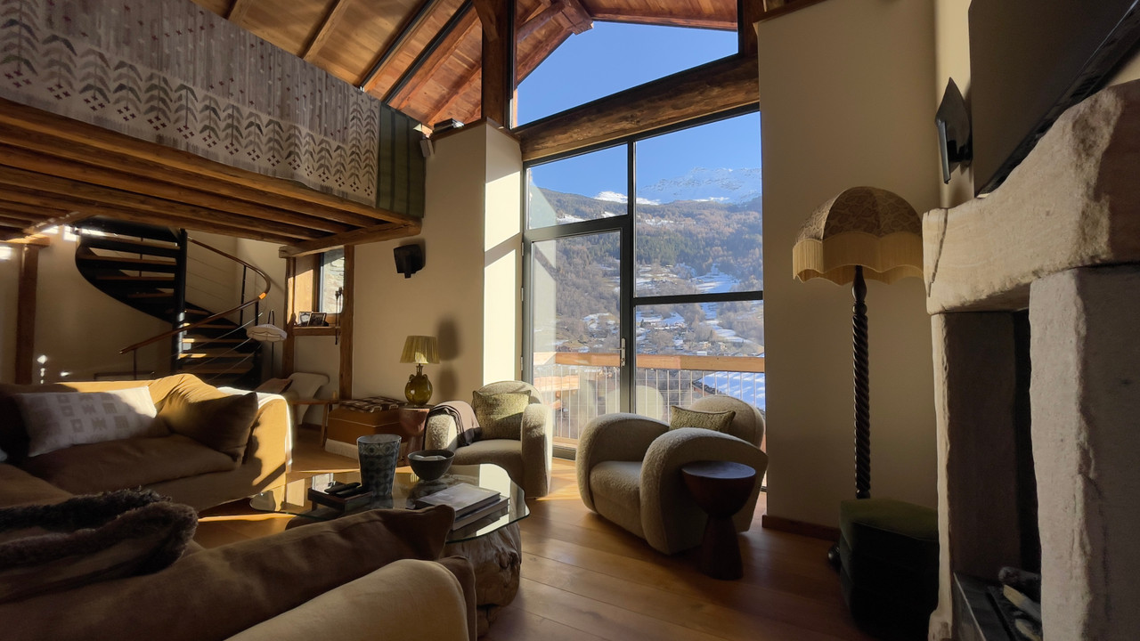 Stylish 5 bedroom chalet just minutes from the high-speed lift in Villaroger les Arcs - 2