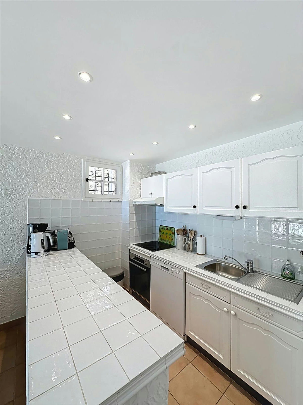 Corner house renovated - 15