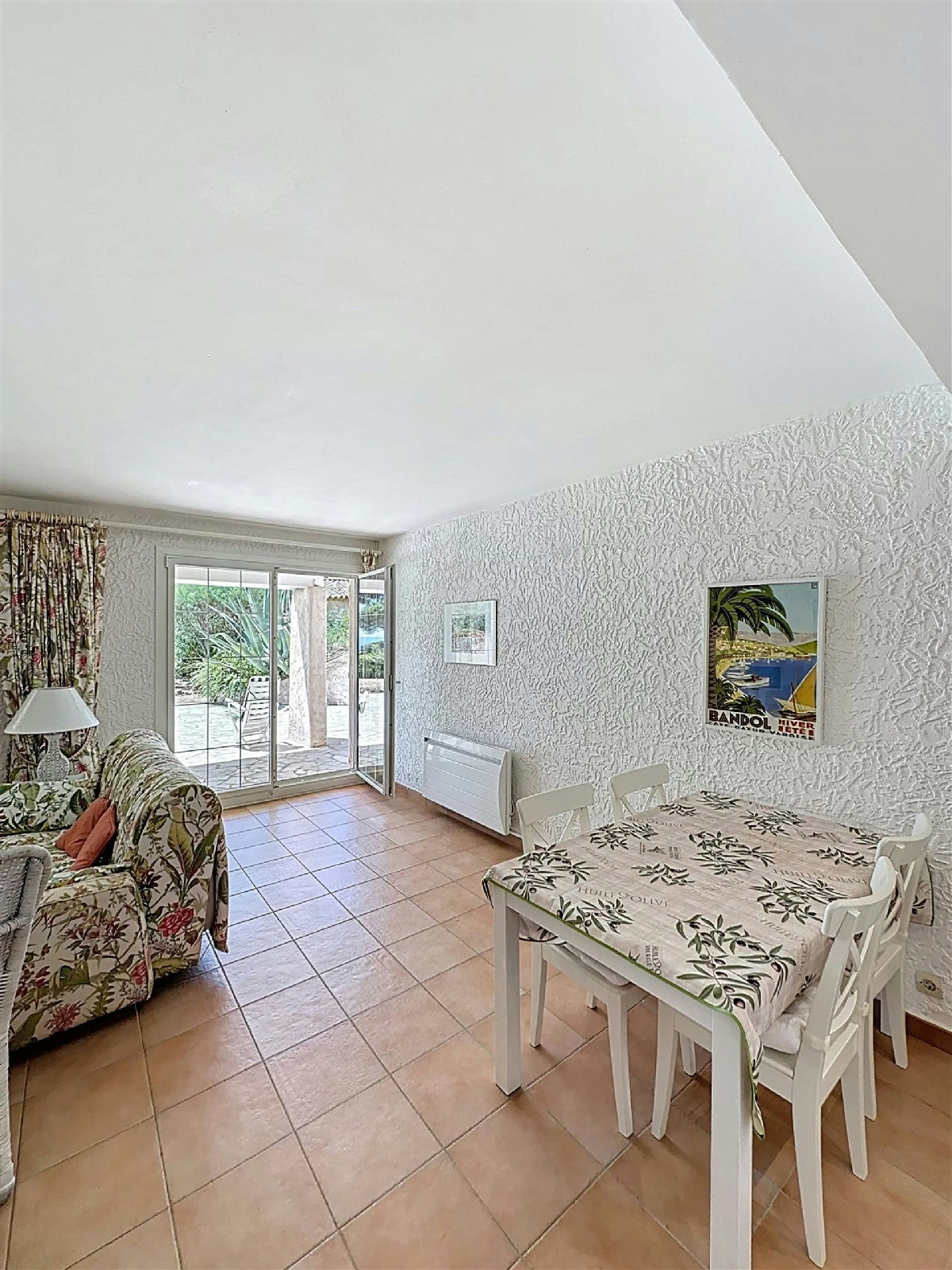 Corner house renovated - 16