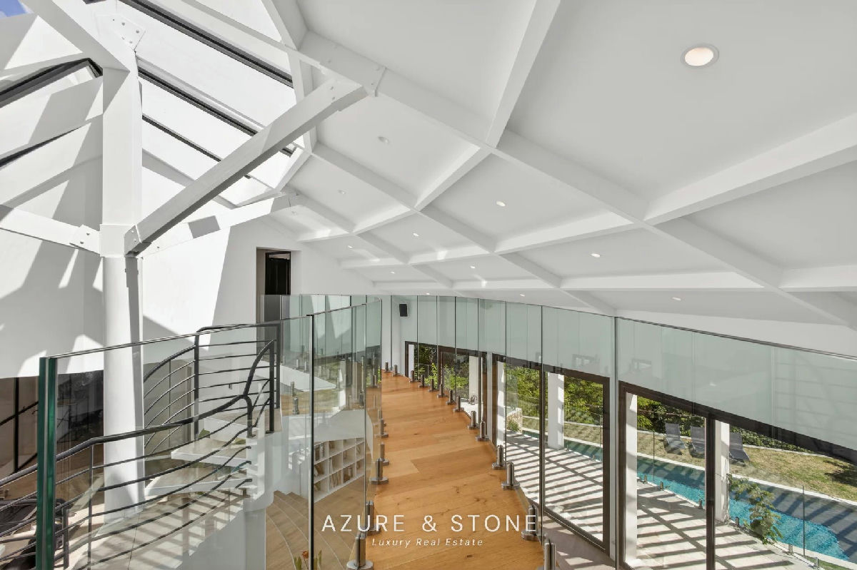 Magagnosc — Contemporary purity and panoramic sea view - 16