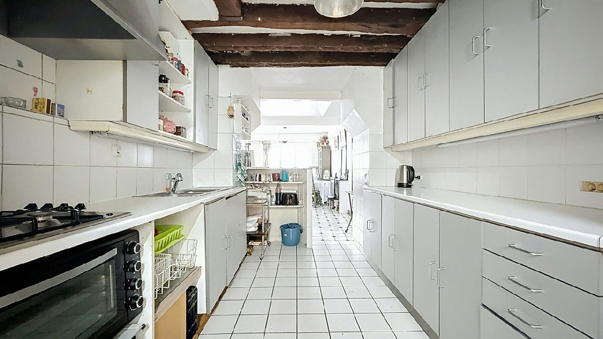 PARIS 10th – Marché Saint-Quentin – Artist’s Duplex / House on Pedestrian Street – Calm and Characte - 6