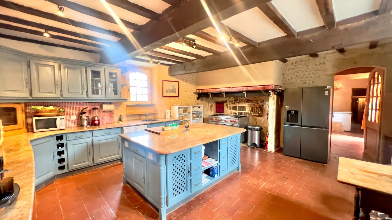 18C Manor for sale in 4 ha. Gers - 5