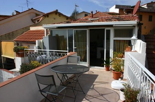 Beautiful townhouse in a sunny position - 3