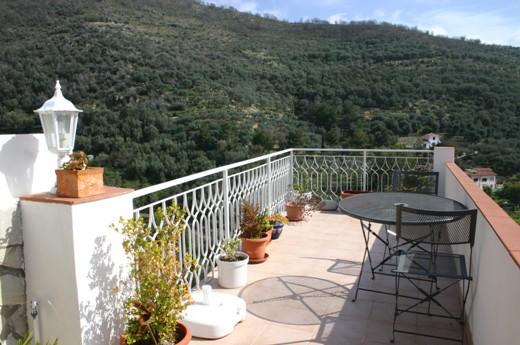 Beautiful townhouse in a sunny position - 4