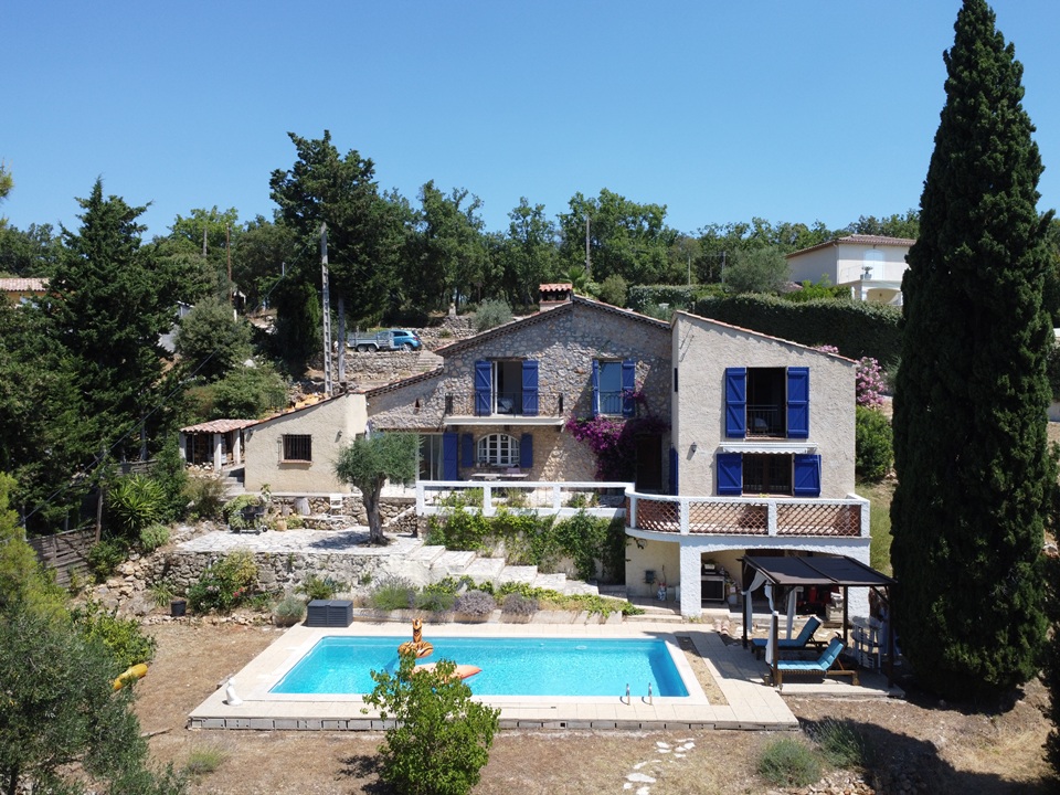 Charming stonehouse with quiet location, panoramic view, and swimming pool - 3