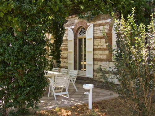 Villa and Guesthouse with complete comfort, exclusivity and romance - 2