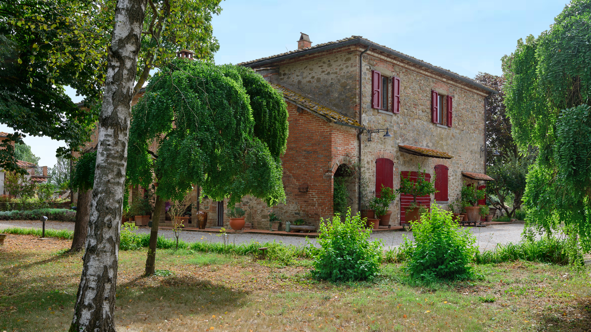 Rustic Tuscan Stone Family Farmhouse with 4 bedrooms near village - 2