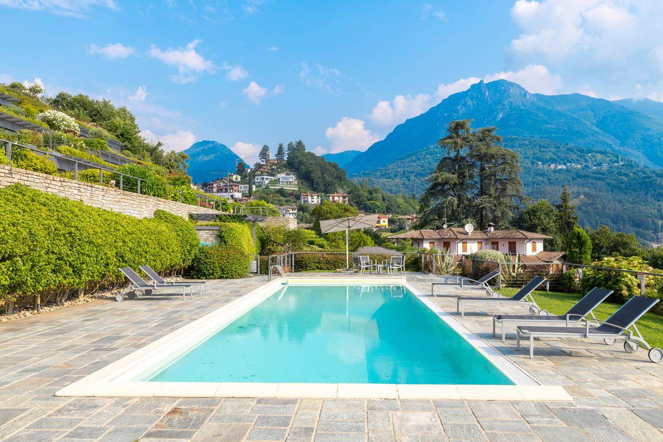 Luxury Apartment in a Beautiful Residence with Pool and Stunning Views of Lake Como - 5