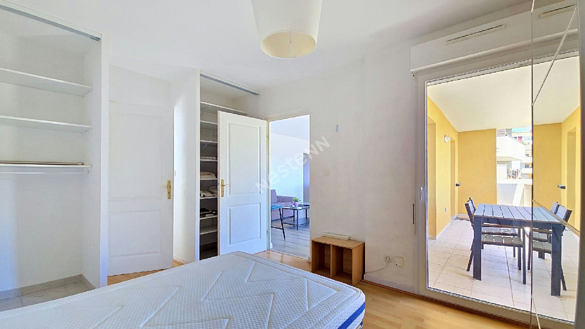 Spacious and Friendly Two-Room Apartment with Terrace - 13