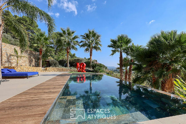 Atypical architect-designed house with a cinematic view - 2