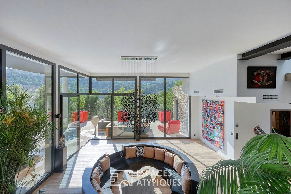 Atypical architect-designed house with a cinematic view - 5