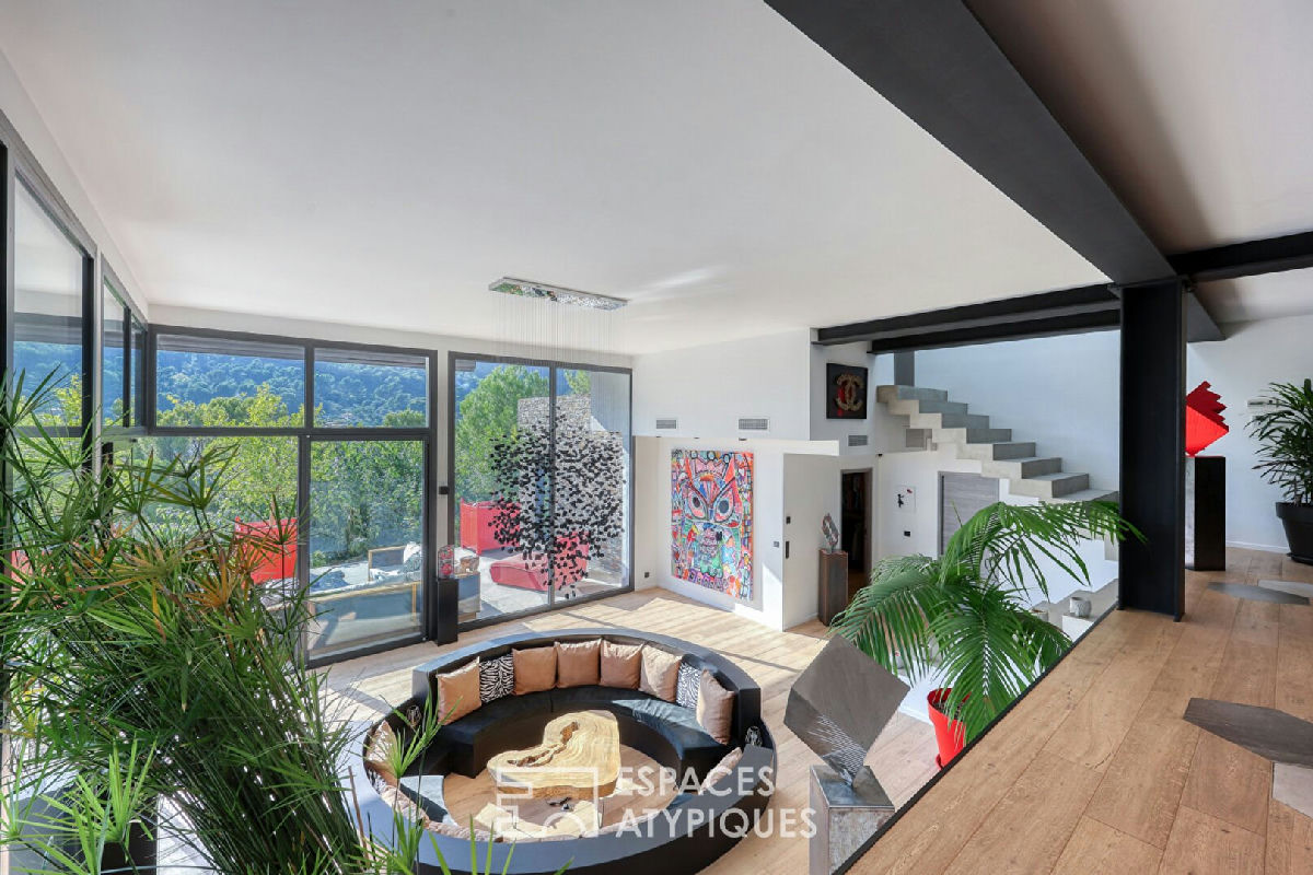 Atypical architect-designed house with a cinematic view - 6