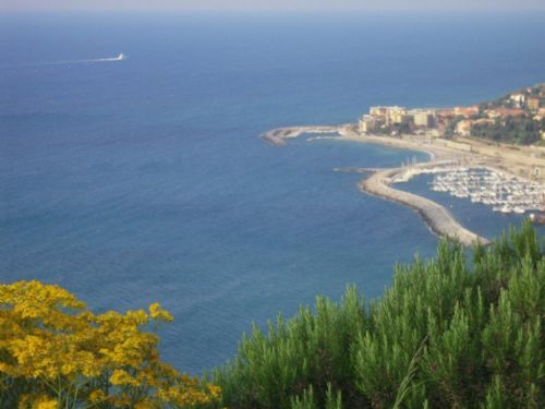 Country House in Imperia overlooking Poggi and San Lorenzo - 2