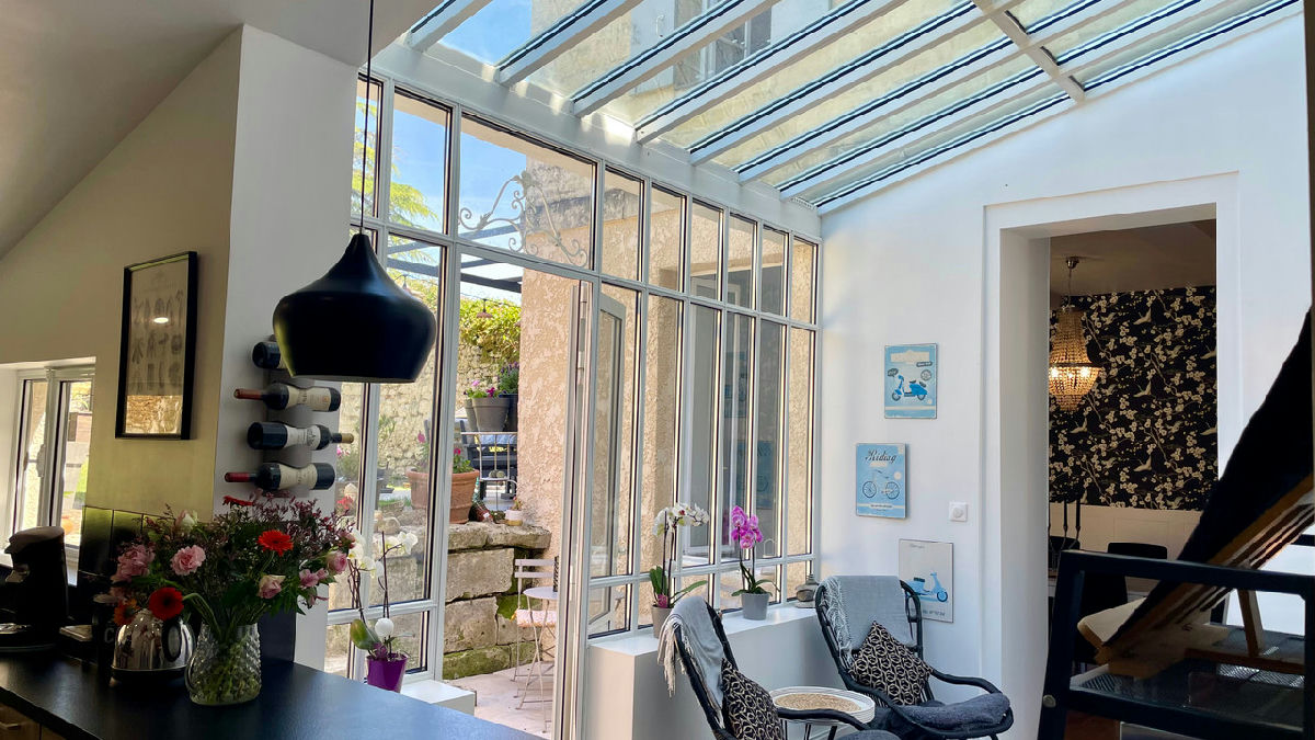 Fabulous large fully renovated 4/5 bedroom stone village property with garden in the heart of Fronsac - 6