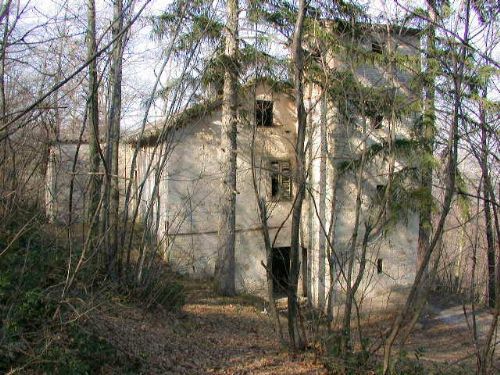 Medieval hunting lodge - 5