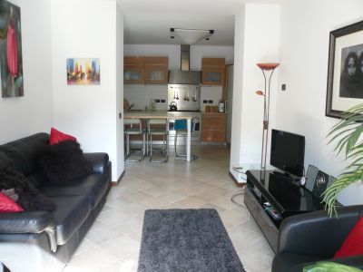 Apartment with communal swimming pool and private beach - 2