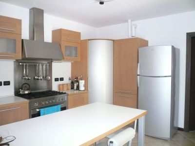 Apartment with communal swimming pool and private beach - 3