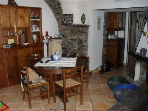 Rustic apartment completely renovated