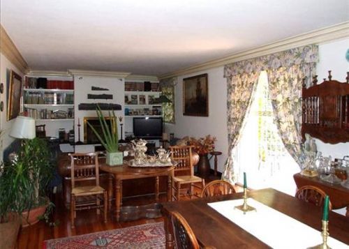 Prestigious and spacious villa near the city center and the sea - 2