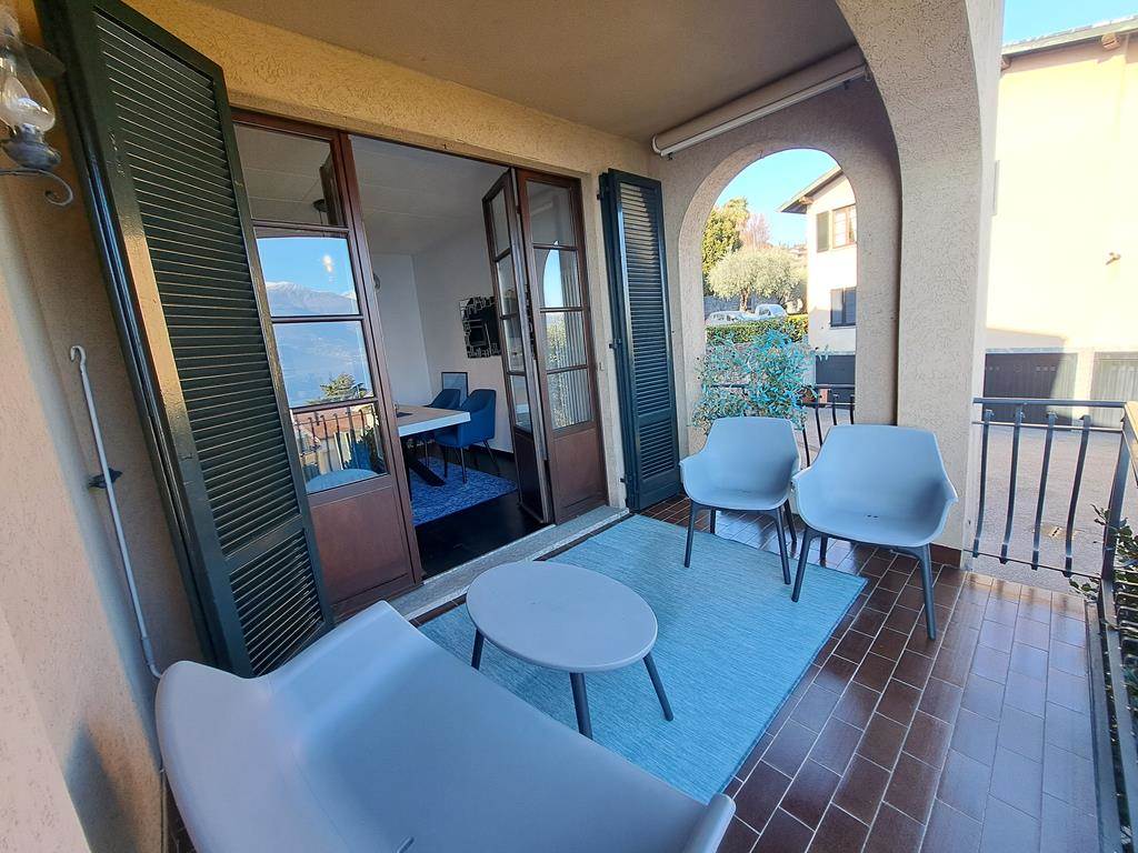 Apartment in Residence with Spectacular Lake Views - 5