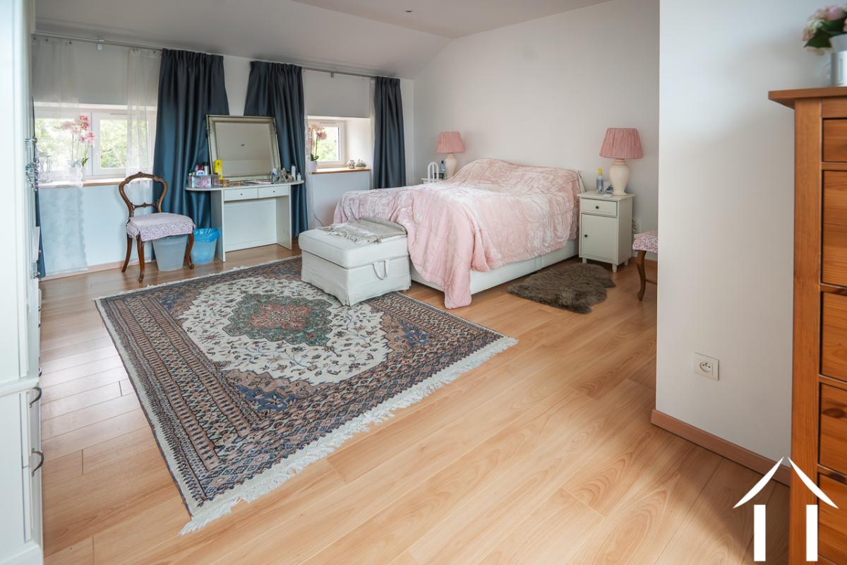 5 bedroom house with guest house and pool - 2