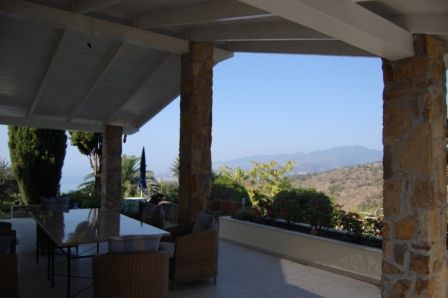 Villa built to perfection with views to the French Caps - 2