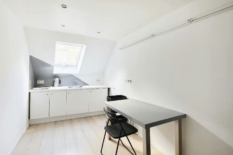 A charming pied-à-terre between Rue de Seine and Odéon - 4