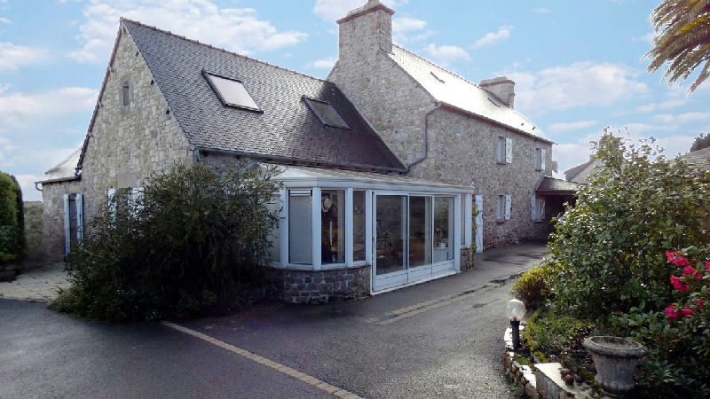Elegant stone property with pool & outbuildings, quiet location close to Paimpol & 15km from beautiful beaches - 3