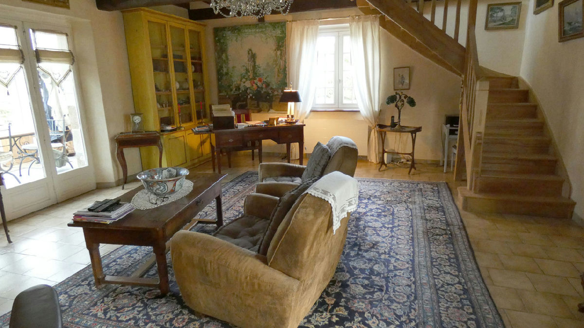 Elegant stone property with pool & outbuildings, quiet location close to Paimpol & 15km from beautiful beaches - 7