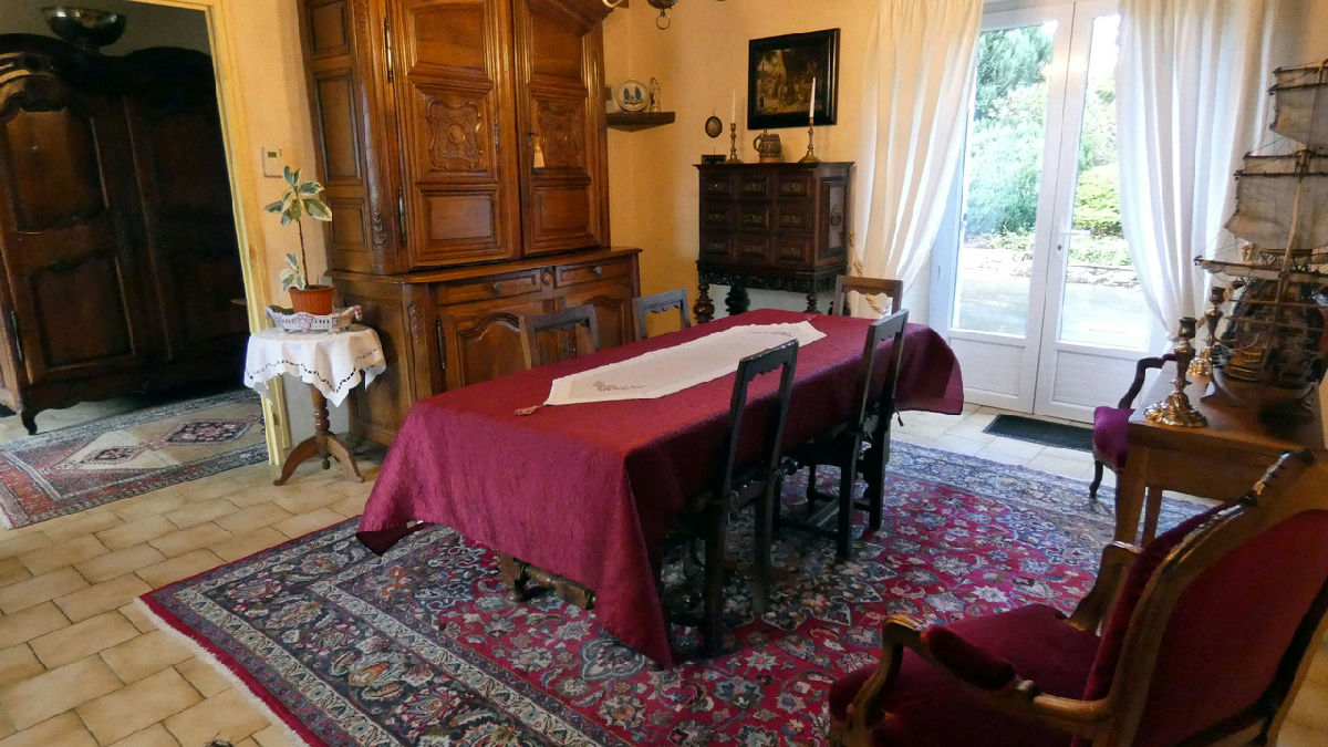 Elegant stone property with pool & outbuildings, quiet location close to Paimpol & 15km from beautiful beaches - 8