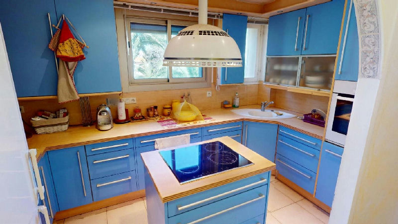 Apartment with sea view in Saint-Raphaël - 3