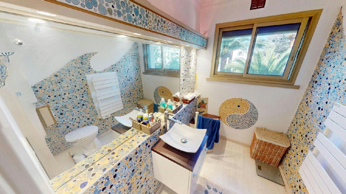 Apartment with sea view in Saint-Raphaël - 10
